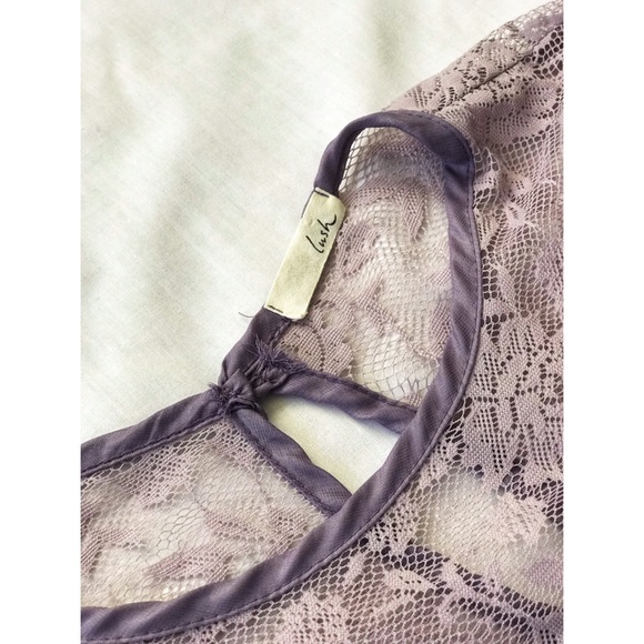 Lush Lavender blouse - Picture 4 of 6